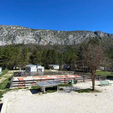 Mobilhome Comfort A La Montagne Saint-Auban  Eksteriør billede