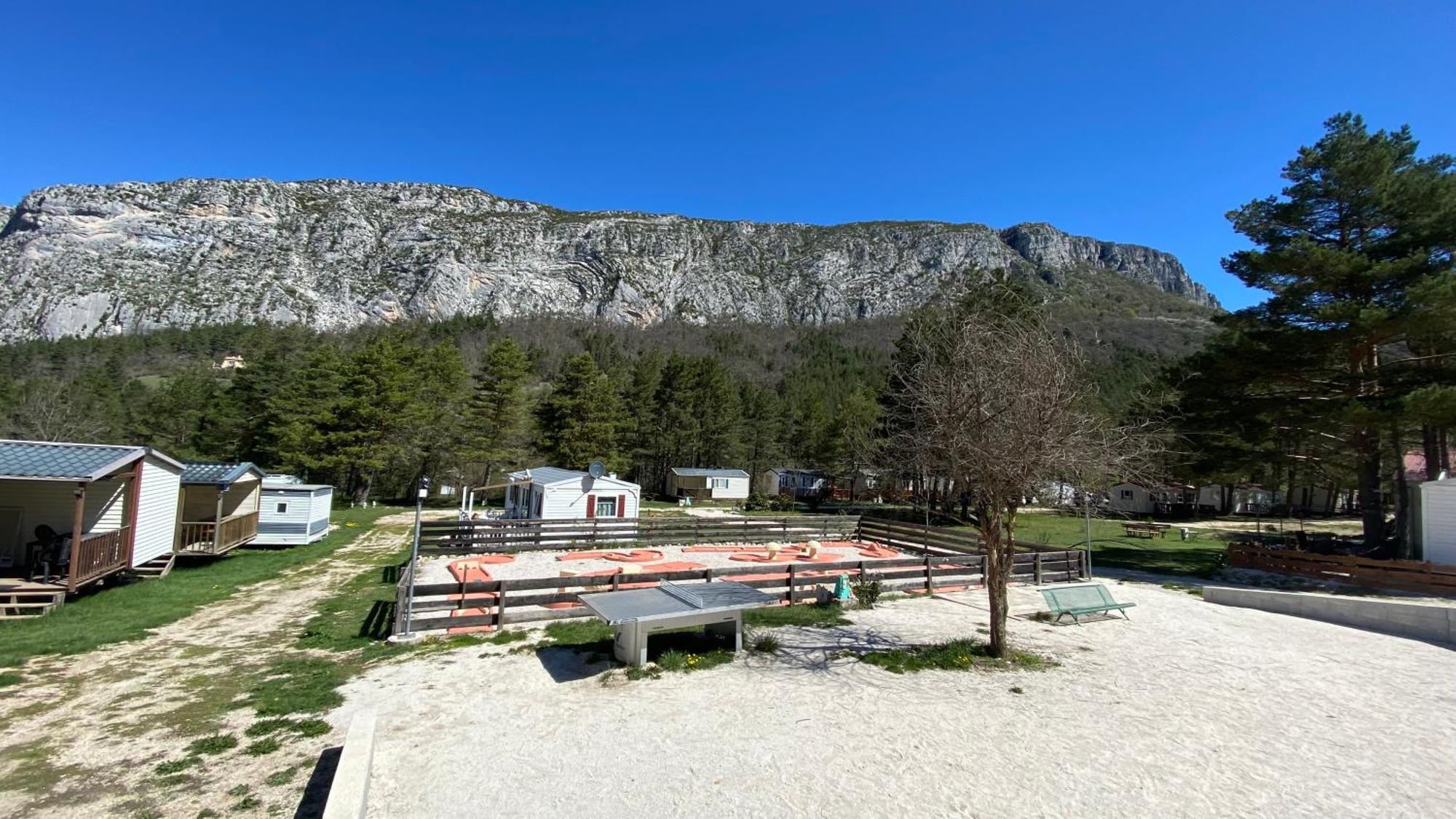Mobilhome Comfort A La Montagne Saint-Auban  Eksteriør billede